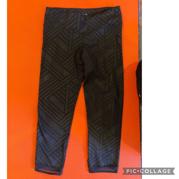 Old navy active go dry crop leggings - Picture 1 of 2